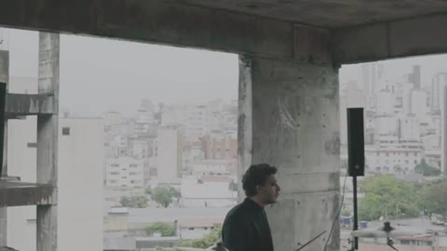 Capitu — De Onde Vem